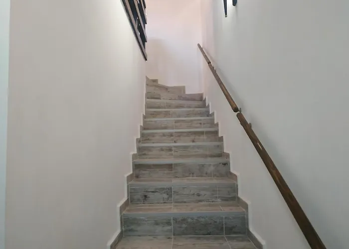 къщата с разкопките